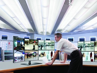 多屏拼接解決方案 三星展翼MD230拓展安防應(yīng)用，助力信息安全設(shè)備銷售